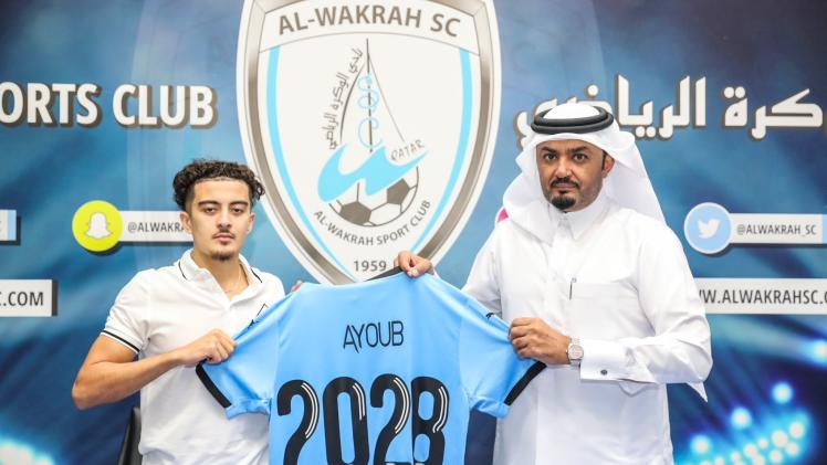 لحظة إعلان انضمام المغربي أيوب عسال للوكرة