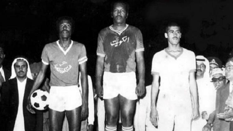 منتخب الكويت بطل خليجي 1
