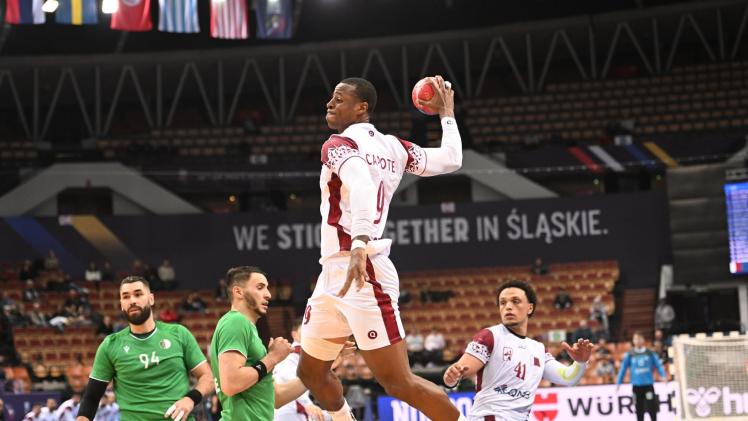 مبارة قطر والجزائر