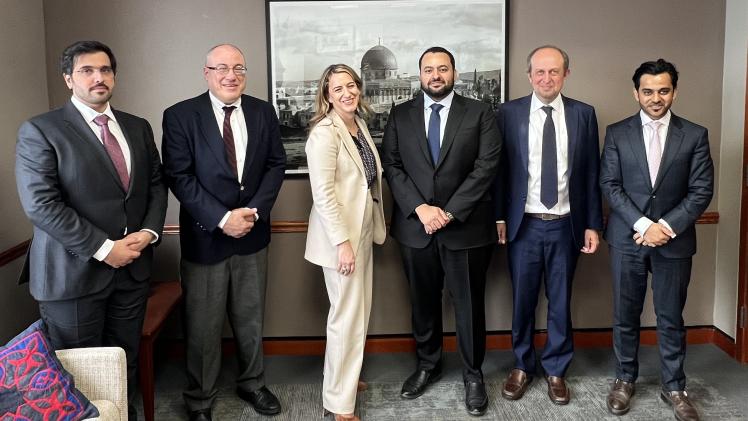 جانب من الاجتماعات