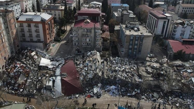 آثار الزلزال المُدمر في تركيا