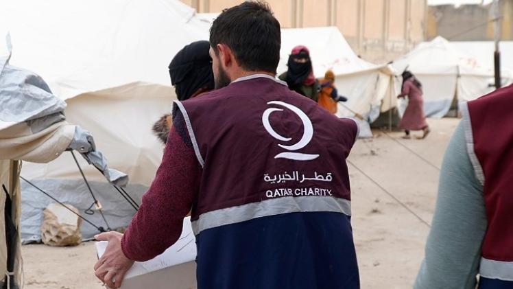 جانب من تقديم المساعدات