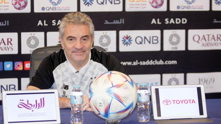 الإسباني خوانما ليو المدير الفني لفريق السد