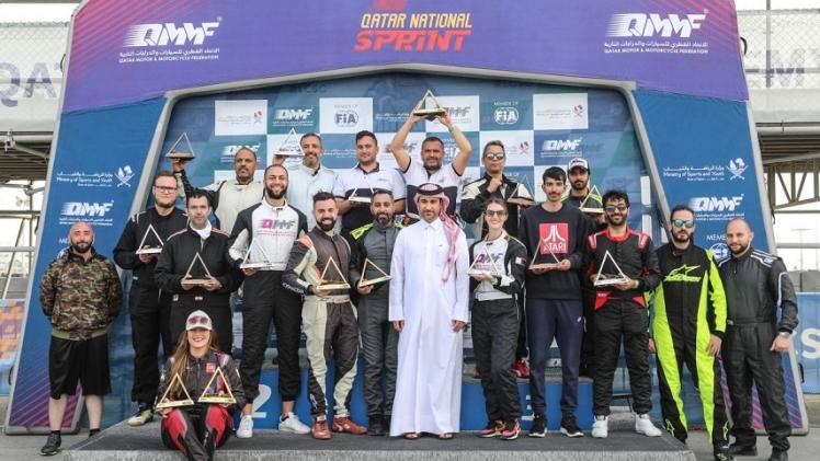 جانب من تسليم الجوائز