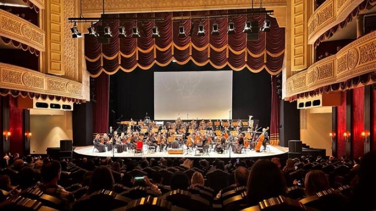 أوركسترا قطر الفلهارمونية