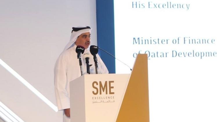 سعادة السيد علي بن أحمد الكواري وزير المالية