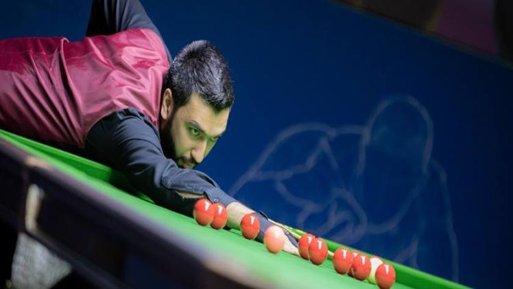 اللاعب القطري علي العبيدلي