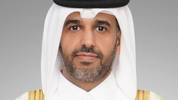 سعادة السيد عبدالعزيز بن ناصر آل خليفة رئيس ديوان الخدمة المدنية والتطوير الحكومي