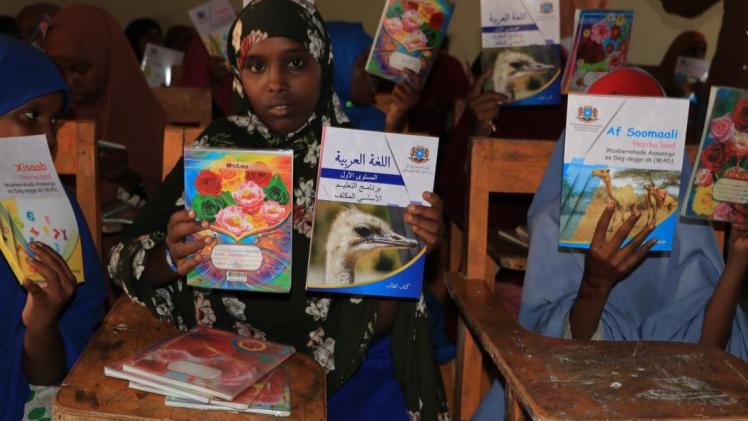 المشروع يهدف لتعليم 80 ألف طفلًا في الصومال