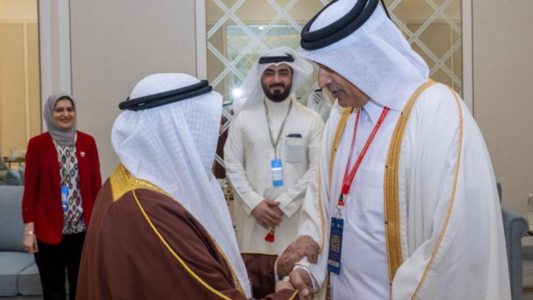 جانب من الاجتماعات