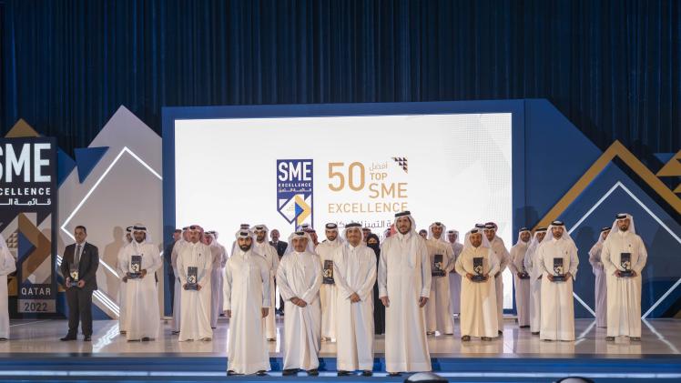 معالي الشيخ محمد بن عبدالرحمن بن جاسم آل ثاني رئيس مجلس الوزراء يكرم المتميزين