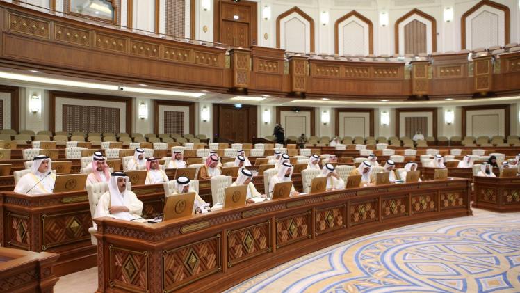 جانب من جلسة مجلس الشورى