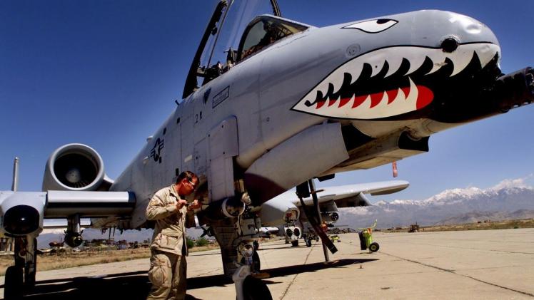 مقاتلة أمريكية من طراز A-10 Warthog