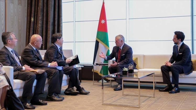 جانب من المباحثات