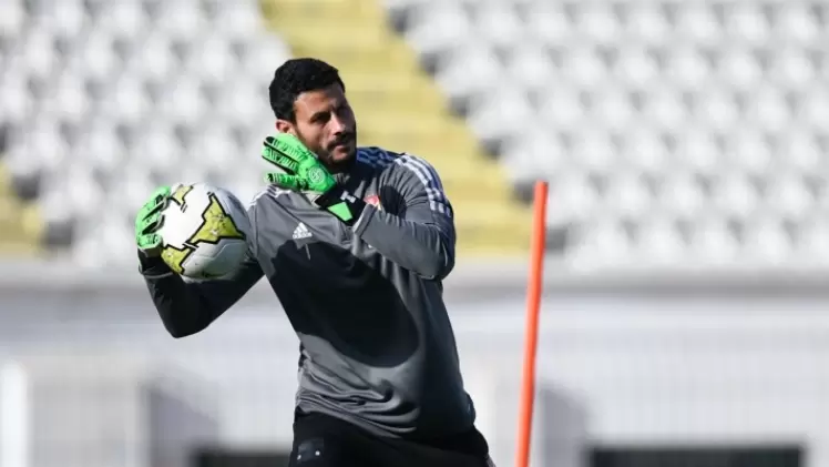 محمد الشناوي حارس الأهلي