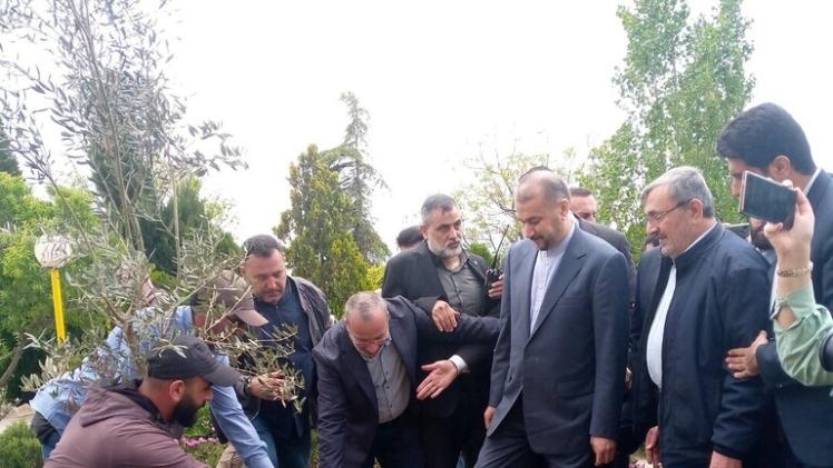 جانب من الزيارة