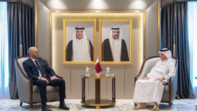 خلال الاجتماع مع سفير أستراليا