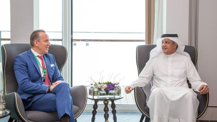 جانب من الاجتماعات