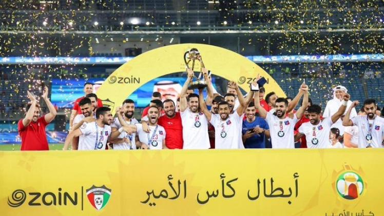 فريق الكويت