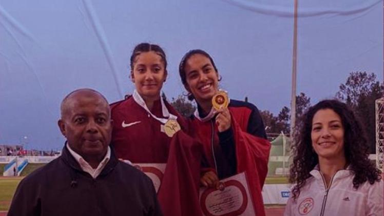 سمر منصوري على منصة التتويج