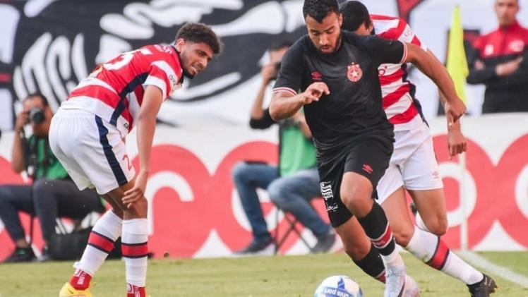 مباراة سابقة لفريق النجم الساحلي