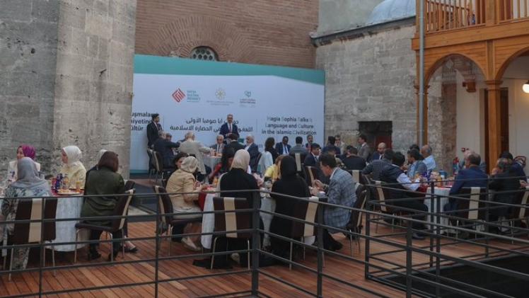 جانب من اللقاء