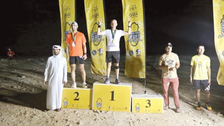 جانب من تتويج الفائزين