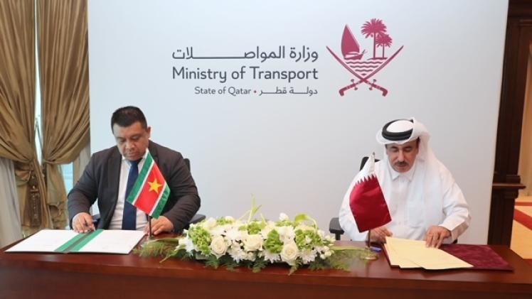 جانب من توقيع الاتفاقية