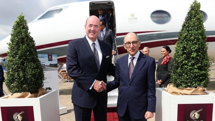 سعادة السيد أكبر الباكر الرئيس التنفيذي لمجموعة الخطوط الجوية القطرية خلال المعرض