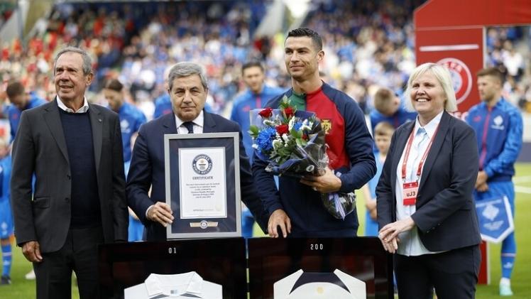 تكريم كريستيانو رونالدو