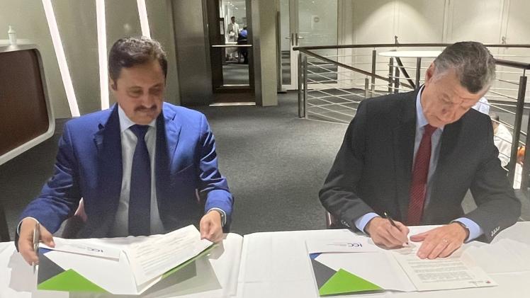 جانب من توقيع مذكرة التفاهم