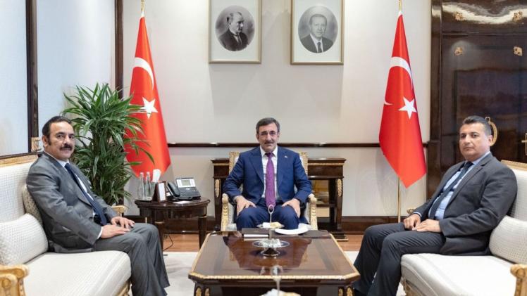 جانب من استقبال نائب الرئيس التركي لسفير قطر