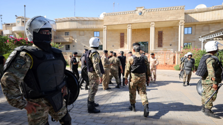 خلال عمليات إعادة فتح الطرق