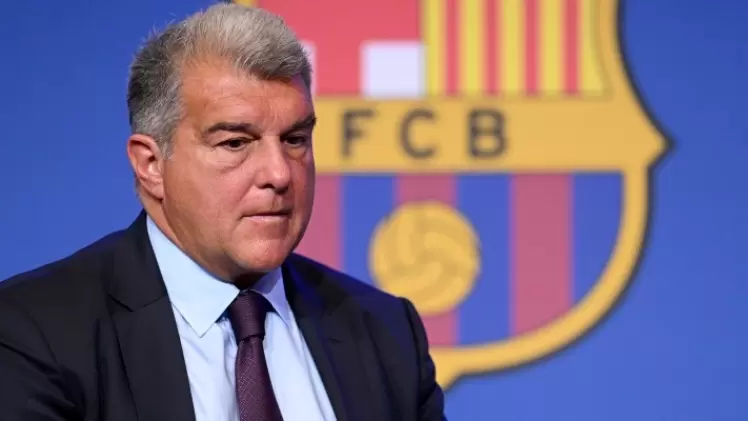 خوان لابورتا رئيس نادي برشلونة الإسباني