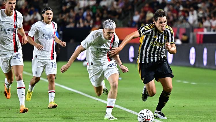جانب من مباراة يوفنتوس وميلان