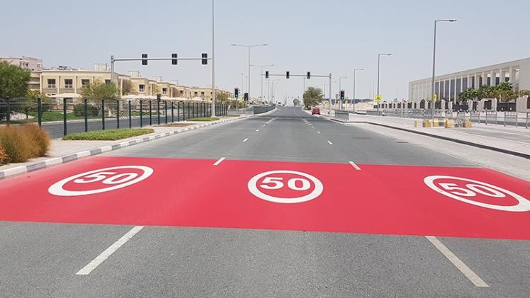 تأمين سلامة الطلاب والمعلمين وأولياء الأمور أثناء دخولهم أو خروجهم من وإلى المدارس