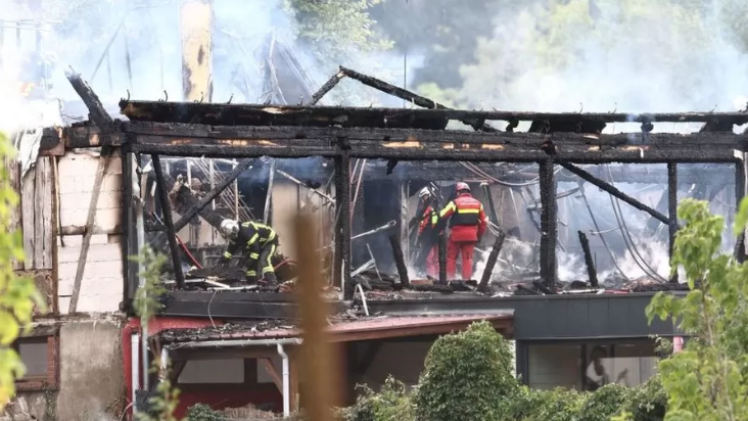 من موقع الحادث