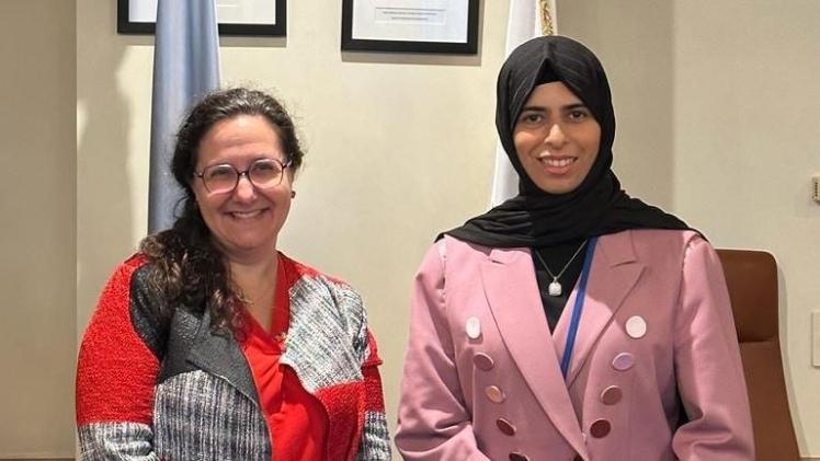 على هامش الاجتماع