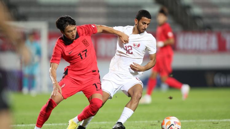 مباراة منتخب قطر الأولمبي ونظيره الكوري