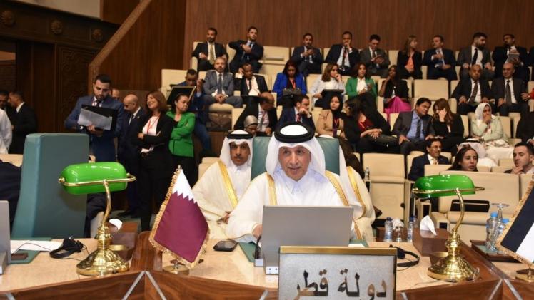 سعادة السيد سلطان بن سعد المريخي وزير الدولة للشؤون الخارجية