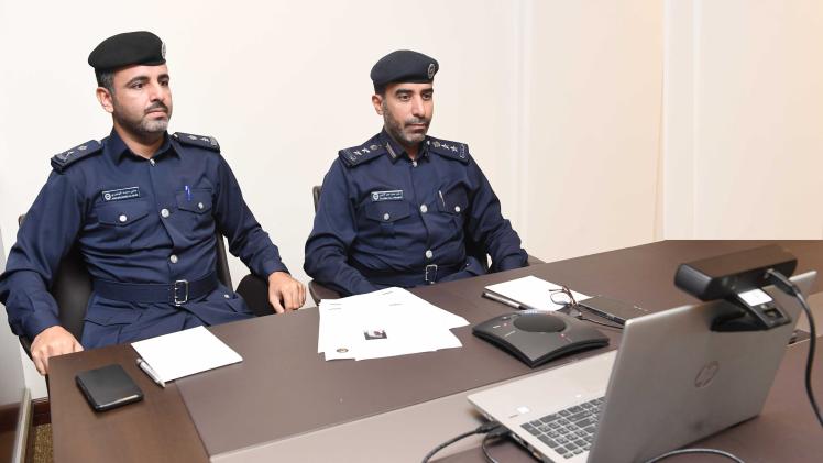 وفد قطر المشارك في الاجتماع