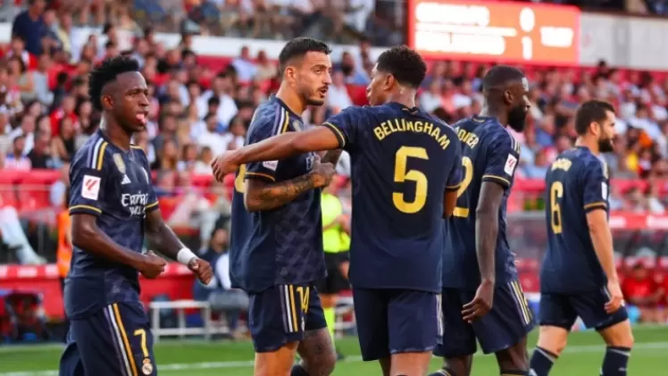 احتفال لاعبو ريال مدريد