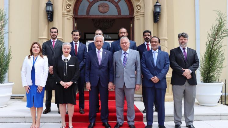 وزير الخارجية القطري مع نظيره الكوستاريكي
