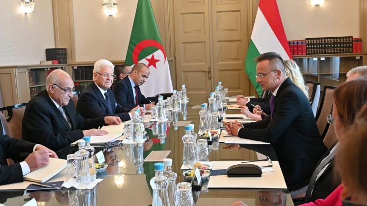 جانب من الاجتماع