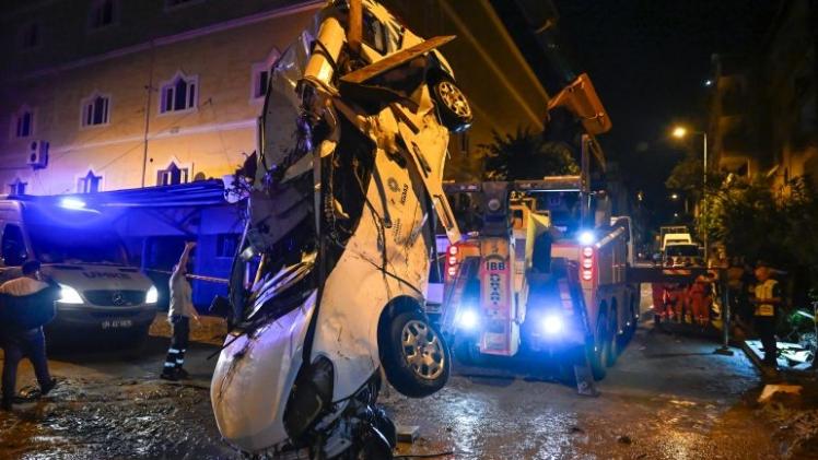 جانب من الأضرار التي لحقت ببلدية اسنطبول جراء السيول والفيضانات