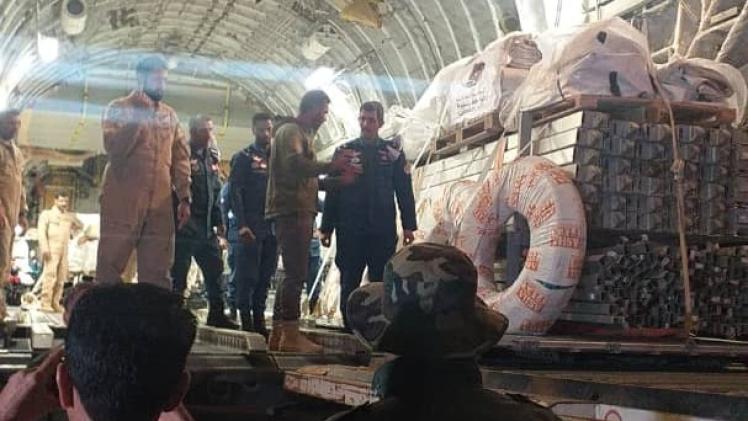 خلال وصول الطائرات إلى ليبيا