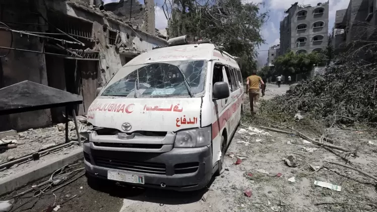 استهداف سيارات الإسعاف في غزة