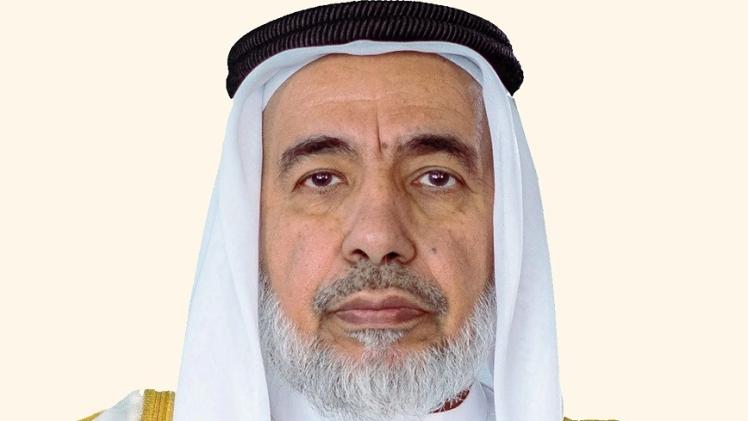 سعادة السيد غانم بن شاهين الغانم وزير الأوقاف والشؤون الإسلامية