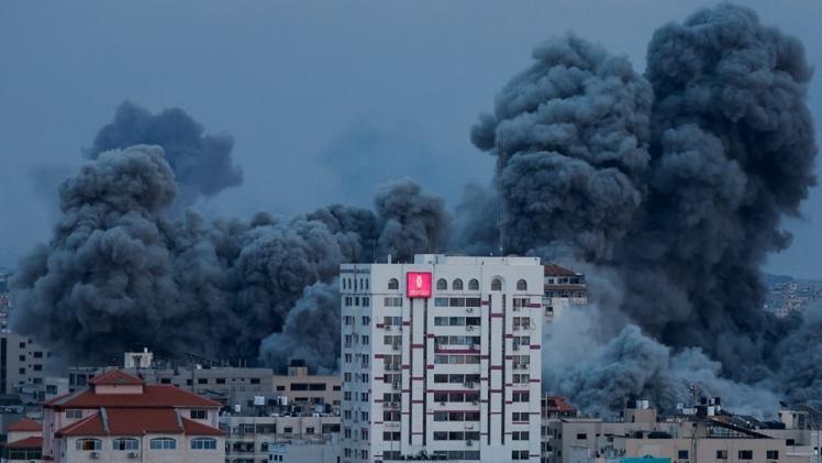 القصف الإسرائيلي يستهدف المنازل في قطاع غزة