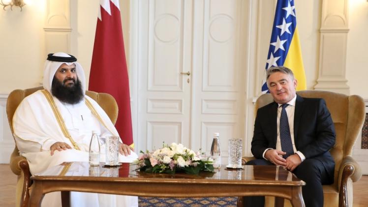 جانب من تسليم أوراق الاعتماد